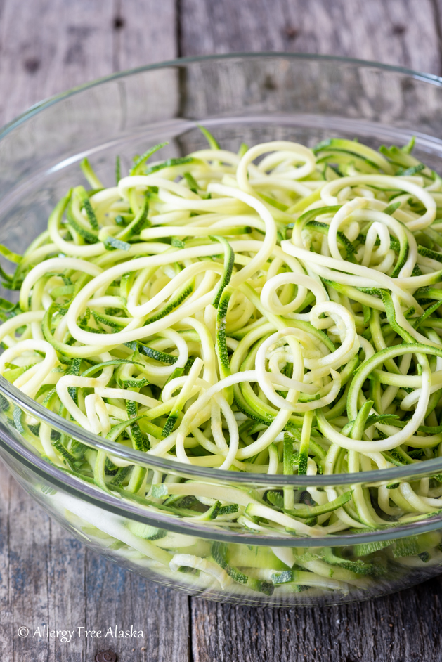 https://www.allergyfreealaska.com/sesame-zucchini-noodle-salad/zucchini-noodles-salad/